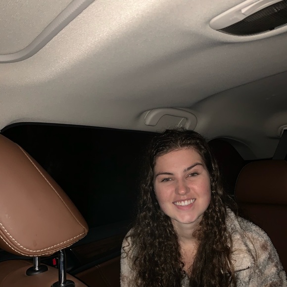 Meet your Posher, Emma - Picture 6 of 8